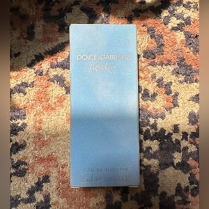 Dolce & Gabbana Light Blue perfume